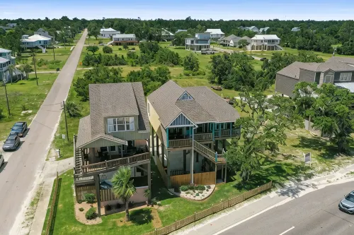 Luxury Beach Front Home!!! - Wifi