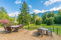 Hot Tub, Game Room, 27 Forested Acres w Mountain Views Near Olympic Natl Park - Mountain view