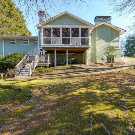 Much to Love Guest Favorite Evergreen Hideaway Waterfront Home w/ Dock. Pets ok