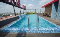 Villa Baron - Pools