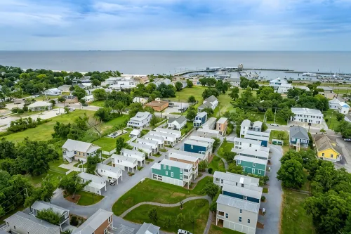Cozy cottage with easy access to beach & restaurants- Pet Friendly! - Wifi