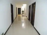 Luodian Longmen Inn - 2-Star