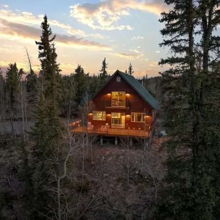 Horseshoe Hideaway with Sunset Views