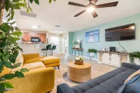 Retreat with bike access/full kitchen/Fence yard/board games/mins from Orlando - 3-Star