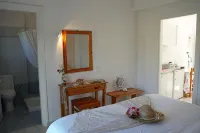 Odyssia Apartments - balcony