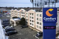 Comfort Inn & Suites - Gym