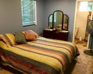 Comfortable Apartment in Northwest Omaha - Apartments