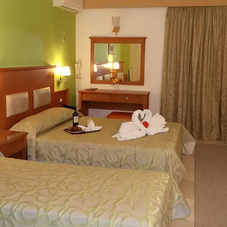 Paradise Lost Hotel-Apartments