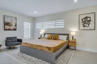 Beautiful 4BR Miami Villa with Heated Pool & Private Game Yard - Villas