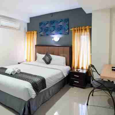 New Gentala Hotel Mitra RedDoorz Rooms