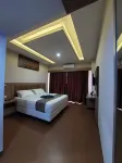 Grand Bunda Hotel Syari'ah Bukittinggi Hotels near Makanan Ringan Syifa