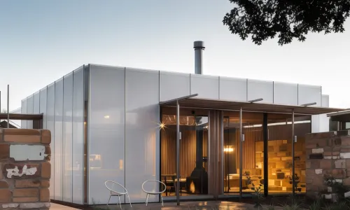 Mr & MRS Smith Drift House