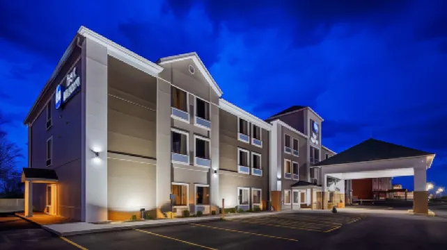 Comfort Inn & Suites O'Fallon - St Louis Area