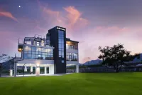 Mungyeong J and M Pension Hotels in Мунгён