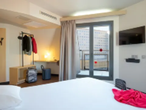 B&Bホテル・マルセイユ・ラ・ティモーネ ロンシャン宮殿周辺のホテル