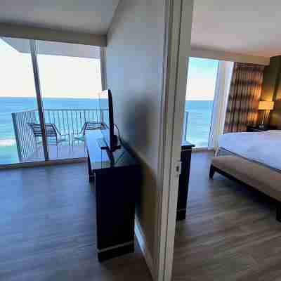 Radisson Suite Hotel Oceanfront Rooms