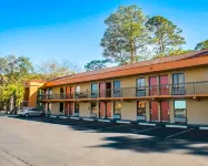 Econo Lodge Các khách sạn ở Upper Grand Lagoon