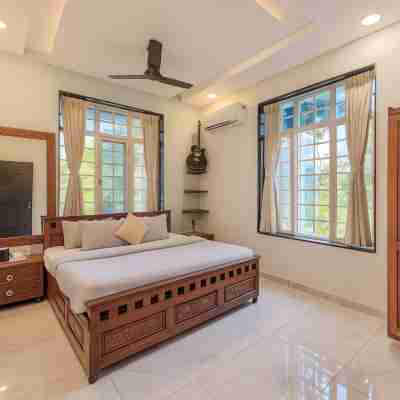 CosmicStays Ekantam - Mountain View Villa Near Pune Rooms