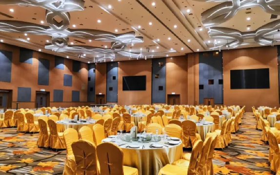 Austin Park Hotel Отели рядом с достопримечательностью «Sky Gardens Residences»