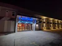 3-Plus Hotel