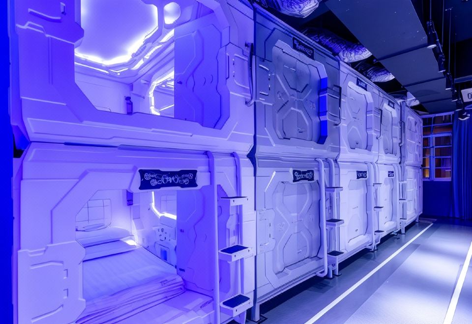 MET A Space Pod @ Arab Street Singapore 이미지