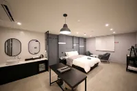 Cheonan U-Design Hotel Hoteles cerca de Cheonan Hong Dae Yong Science Museum