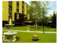 Hotel Garni Geisler Hotels near German Aerospace Center