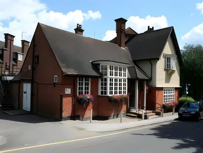 Red Lion Hotel Hotels in London Colney
