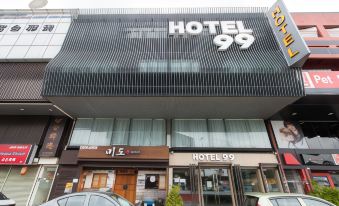 1. 호텔 99 SS..