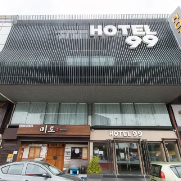 八打靈再也 SS2 99酒店 鄰近Taman Aman Jogging Park的酒店