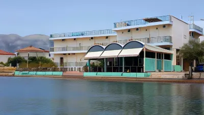 Artemis Hotel Hotels in Amarinthos