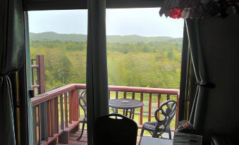 Midway Lodging