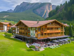 Freina Dolomites Hotel