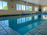 Court Plaza Inn & Suites of Mackinaw - 2-Star