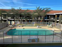 La Quinta Inn by Wyndham Tyler - Pools