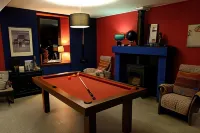 La Maison Jaune à la Janaie Hotel a La Chapelle-Saint-Aubert