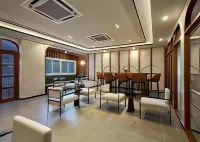Panmanee Hotel-Newly Renovated