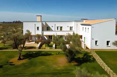 Secolario Masseria del Viverbene Hotels in Cursi