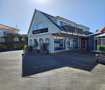 U Studios Paraparaumu Beach