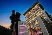 Regenta Inn Luxinna Heights Mcleodganj Отели рядом с достопримечательностью «Додан човк»