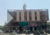 Model Grand Inn Hotels near HST Shopping Complex