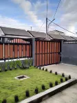 Rumah 100 m² dengan 1 kamar tidur dan 1 kamar mandi pribadi di Mataram