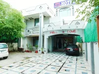 Moon Palace Hotel Lahore