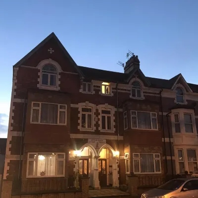 WiseStay Hotels near Sophia Gardens