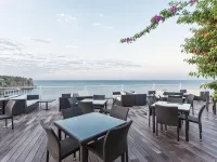 Falcon Hotel Hotels near برج الساعة