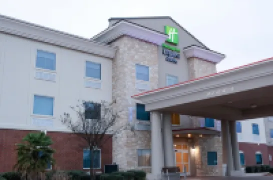 Holiday Inn Express & Suites NEW BOSTON by IHG