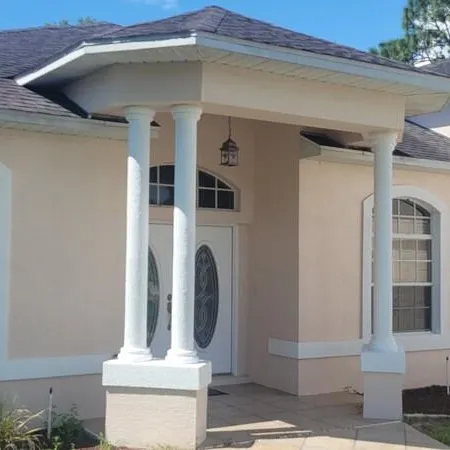 Beautiful 4 Br-2.5 Bath-Office-Golf Course-Pool-Hot Tub-Sleeps 9-Dog Friendly!
