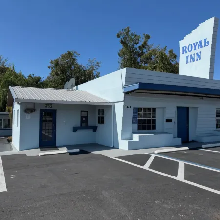 Royal Inn