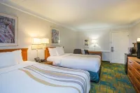 La Quinta Inn by Wyndham Norfolk Virginia Beach - Pet friendly