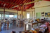 Penedo House Pousada